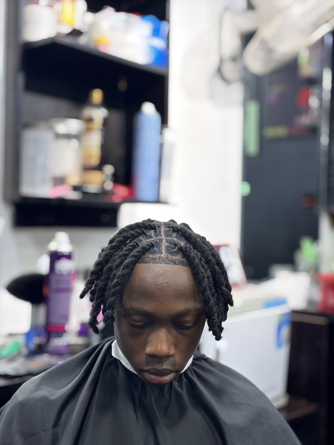 Dreadlock parting detail, Smart Cuts Bodija